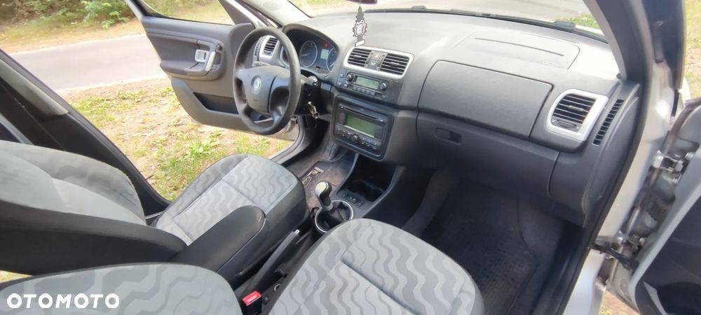 Skoda Roomster 1.4 MPI Active PLUS EDITION - 14