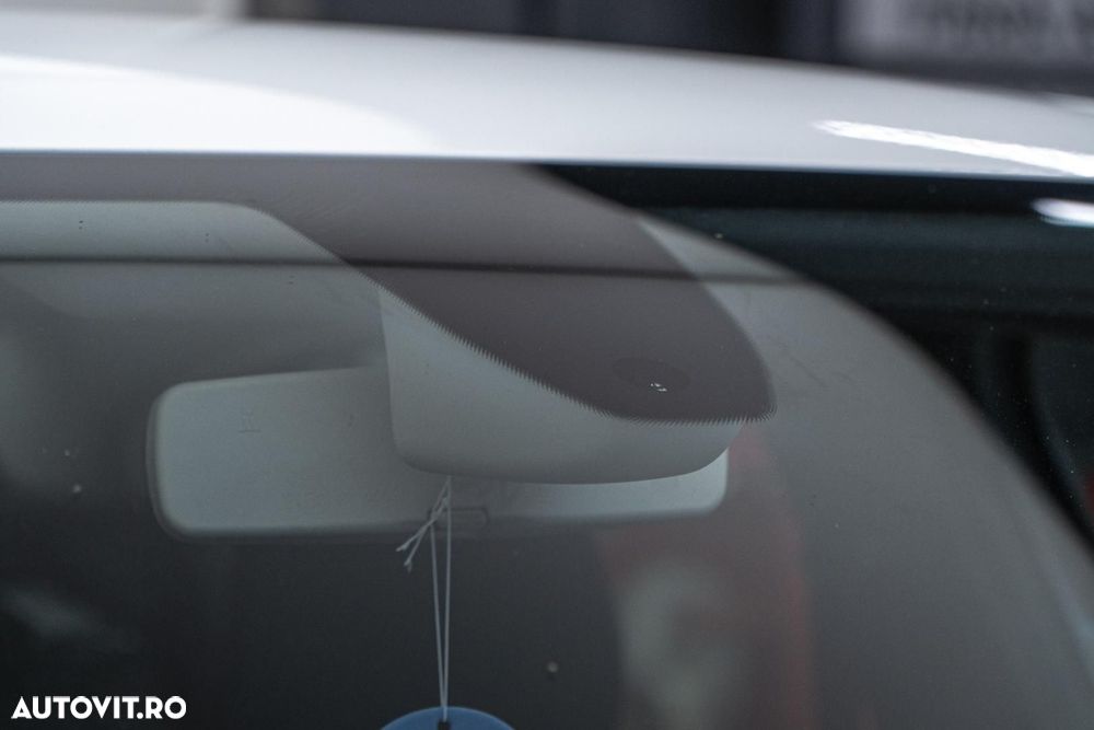 Dacia Logan TCe 90 MT6 Prestige - 34