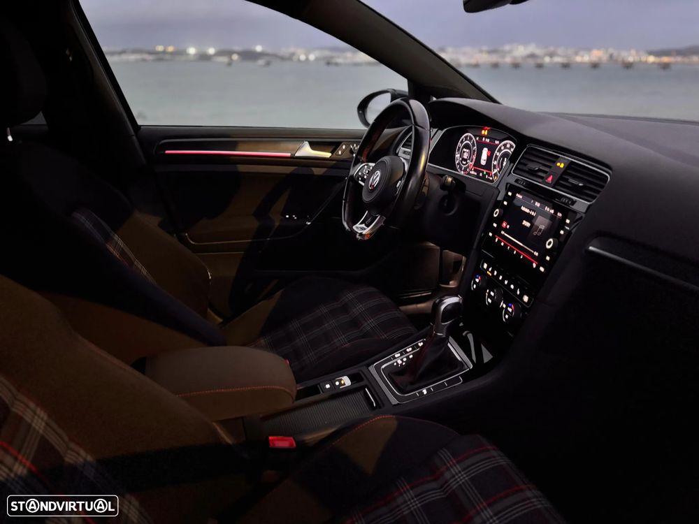 VW Golf 2.0 TSI GTI DSG Performance - 7