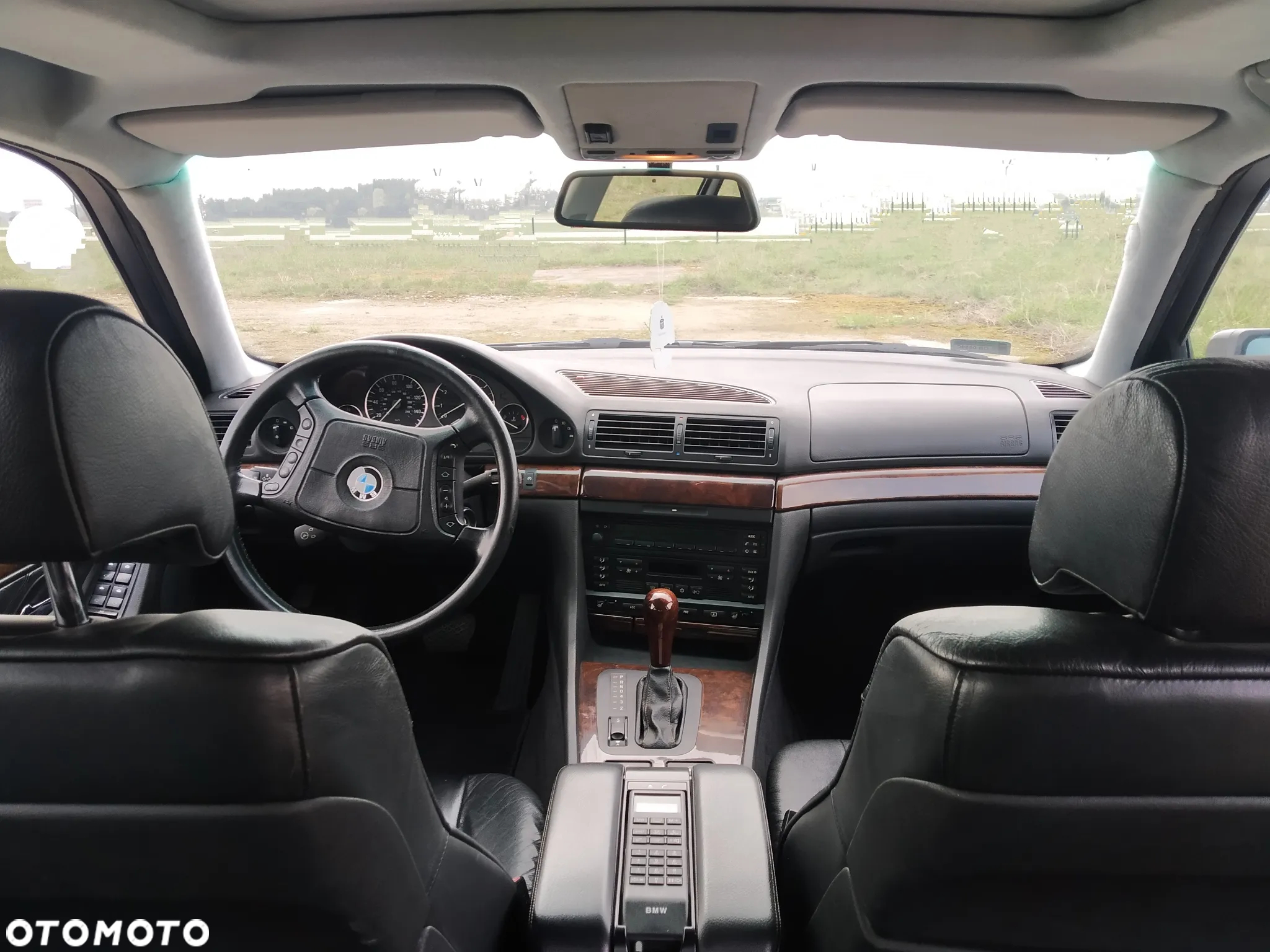 BMW Seria 7 - 12