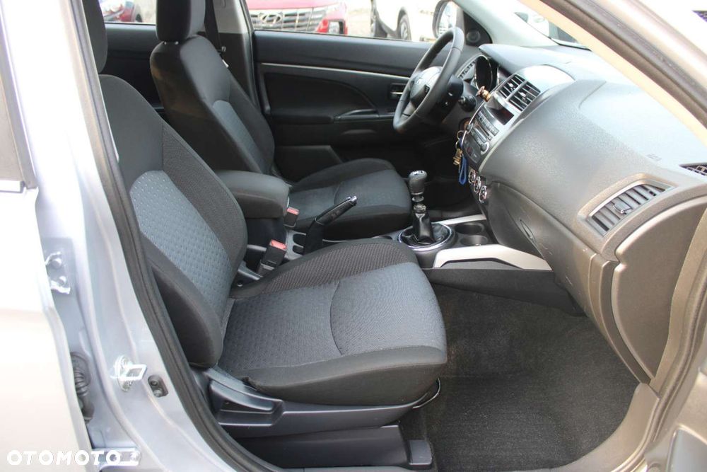 Mitsubishi ASX - 28