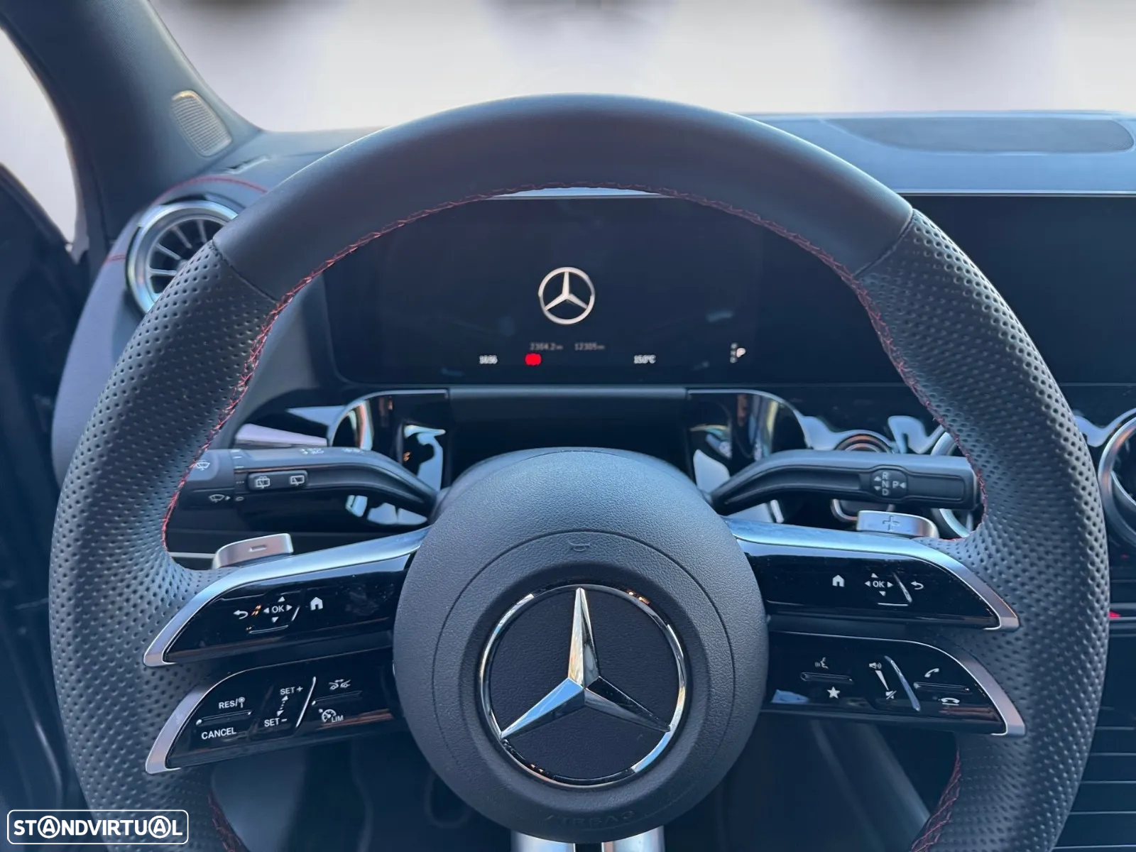 Mercedes-Benz EQA 250+ AMG Line - 20