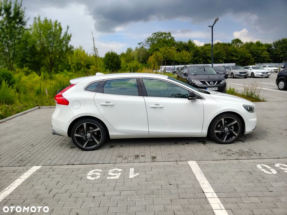 Volvo V40 T2 RDesign - 5