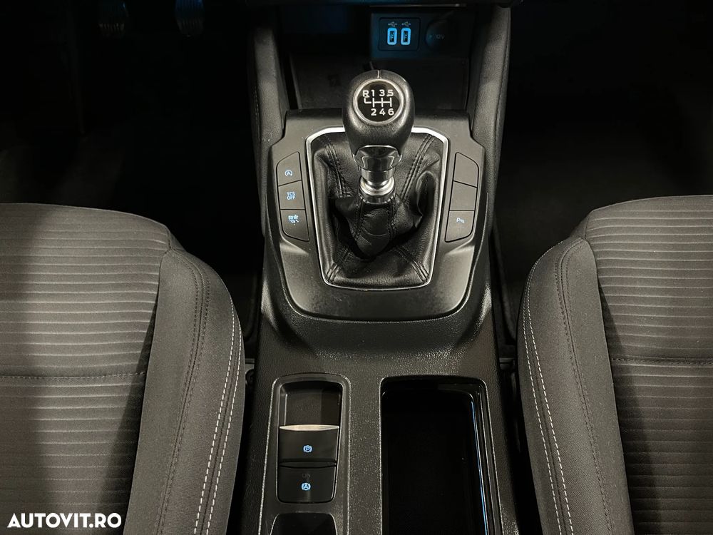 Ford Focus 1.5 EcoBlue Titanium - 26