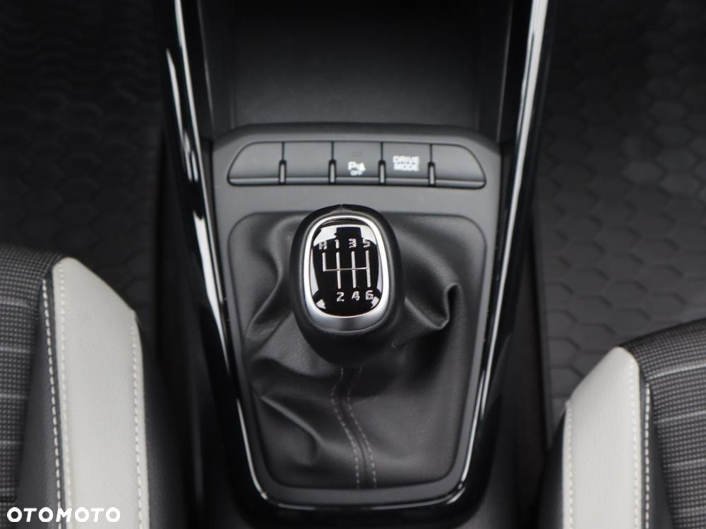 Kia Stonic - 14