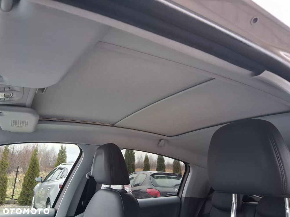 Peugeot 208 e-HDi 92 Stop&Start Style - 24