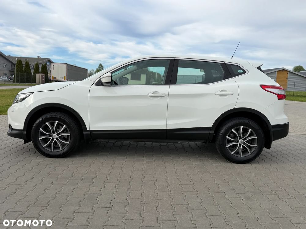 Nissan Qashqai 1.2 DIG-T Visia EU6 - 16