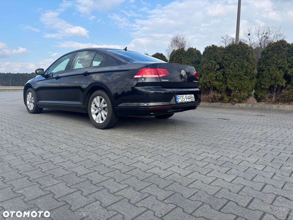 Volkswagen Passat - 8