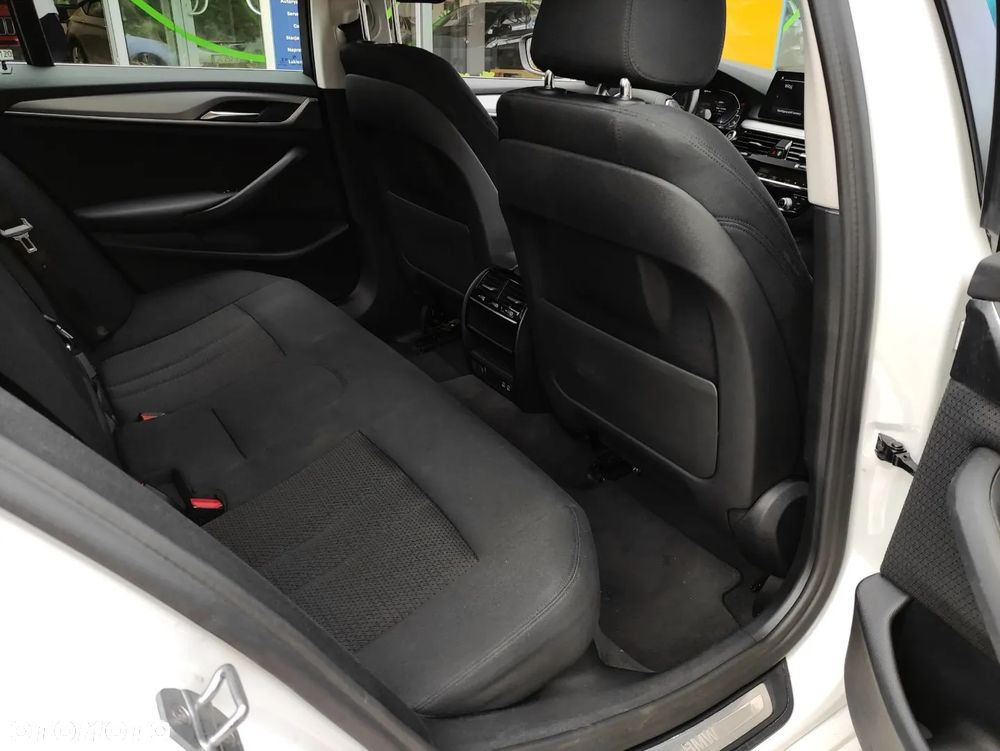 BMW Seria 5 - 10