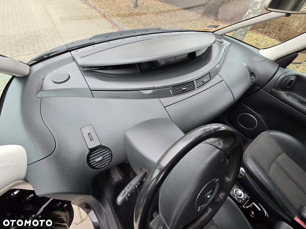 Renault Espace 2.0 dCi Authentique - 21