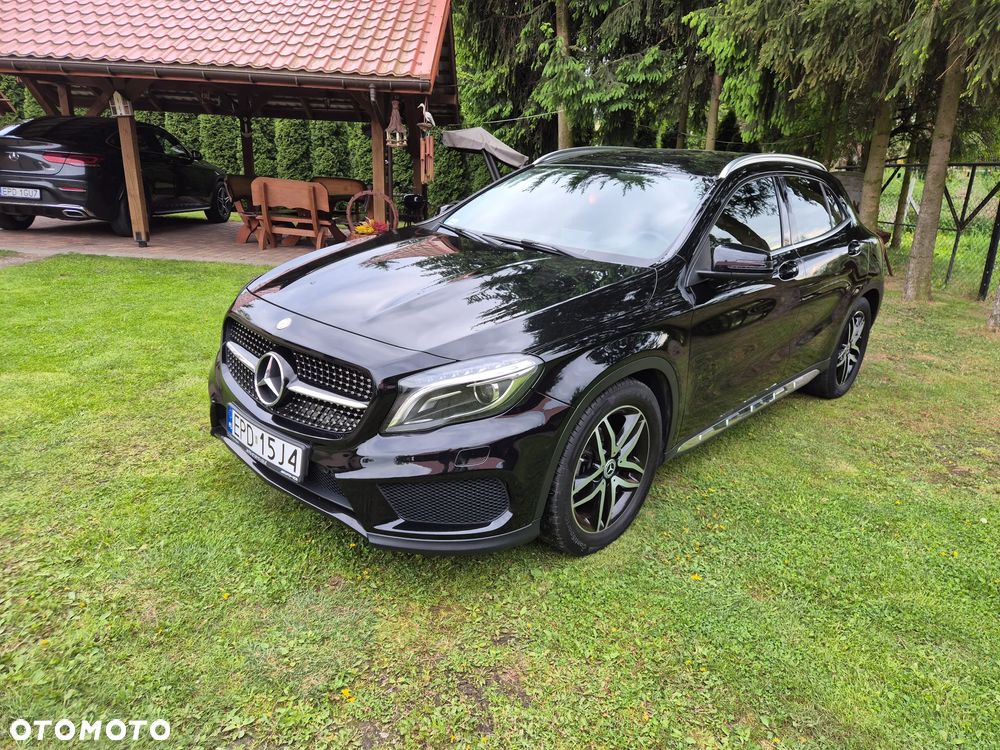 Mercedes-Benz GLA 200 (CDI) d 7G-DCT AMG Line - 1