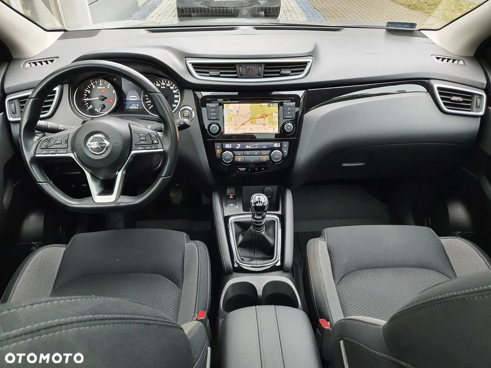 Nissan Qashqai 1.3 DIG-T N-CONNECTA - 15