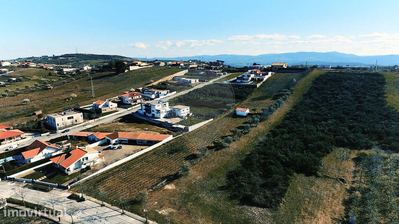 Terreno  para venda - Grande imagem: 2/8