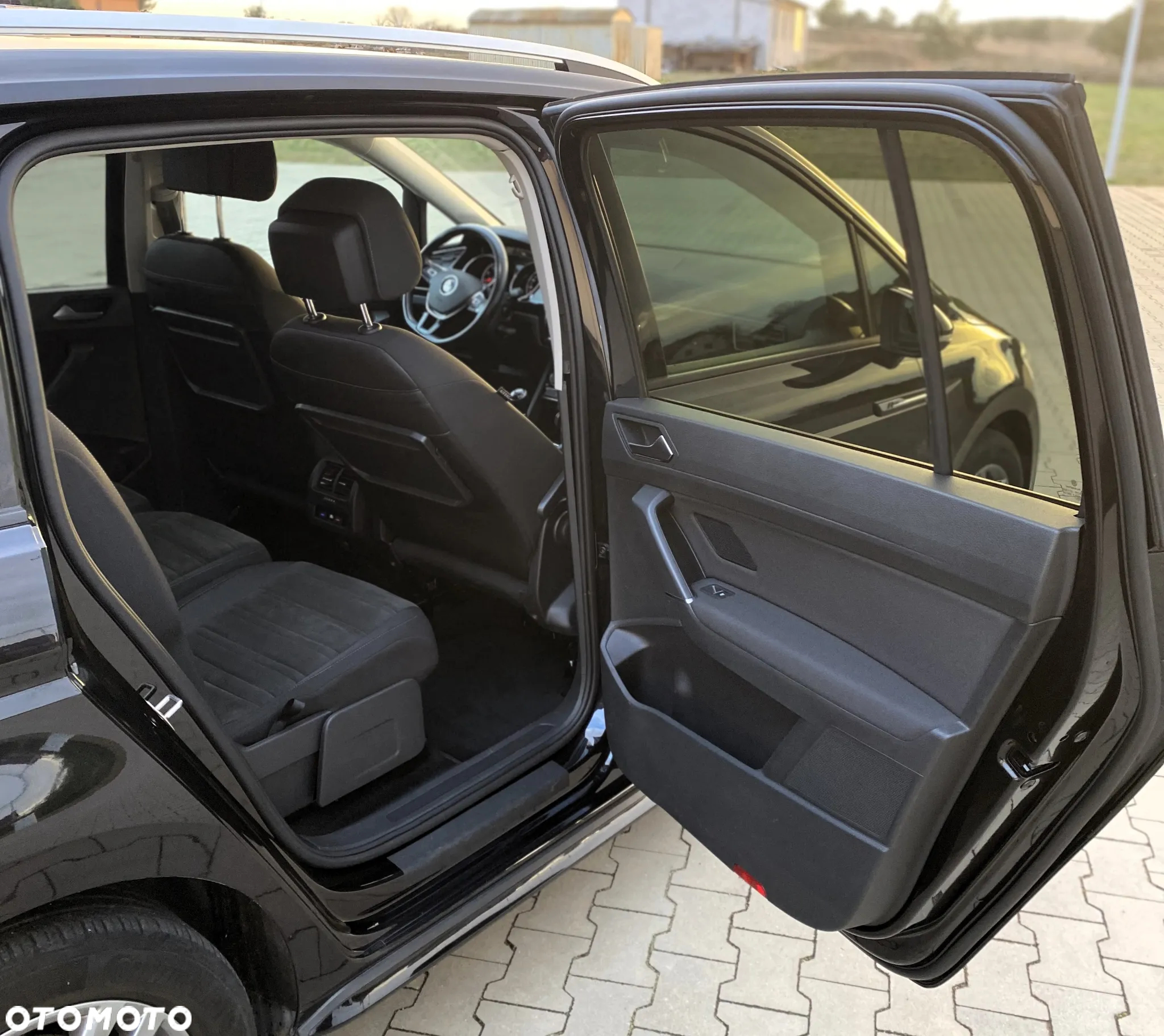 Volkswagen Touran 1.4 TSI BMT Highline - 13