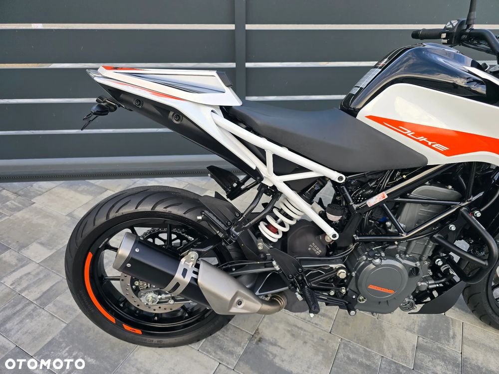 KTM Duke - 12
