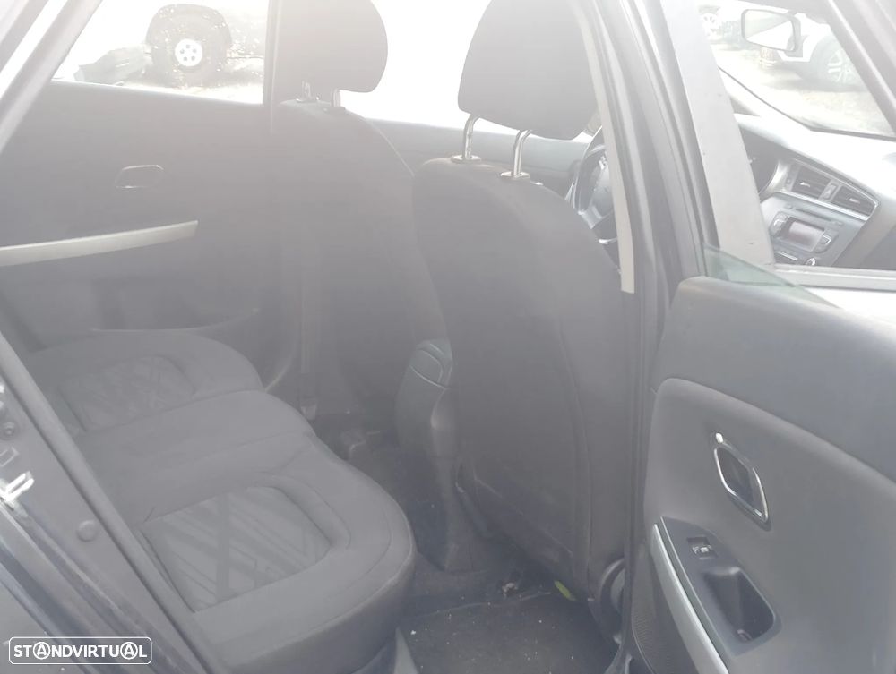 Kia Ceed SW 1.6 CRDi EX - 17
