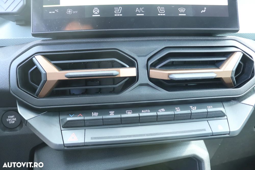 Dacia Duster HEV 155 Extreme - 24