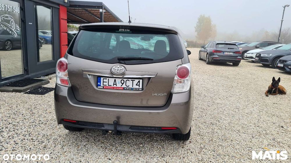 Toyota Verso - 36