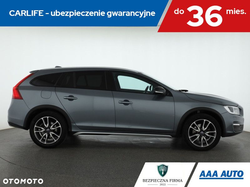Volvo V60 Cross Country - 7