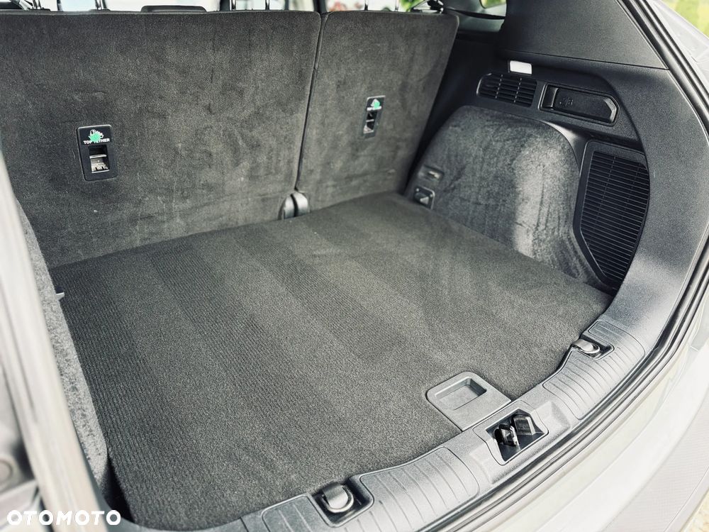 Ford Kuga 2.0 EcoBlue Hybrid TITANIUM - 16
