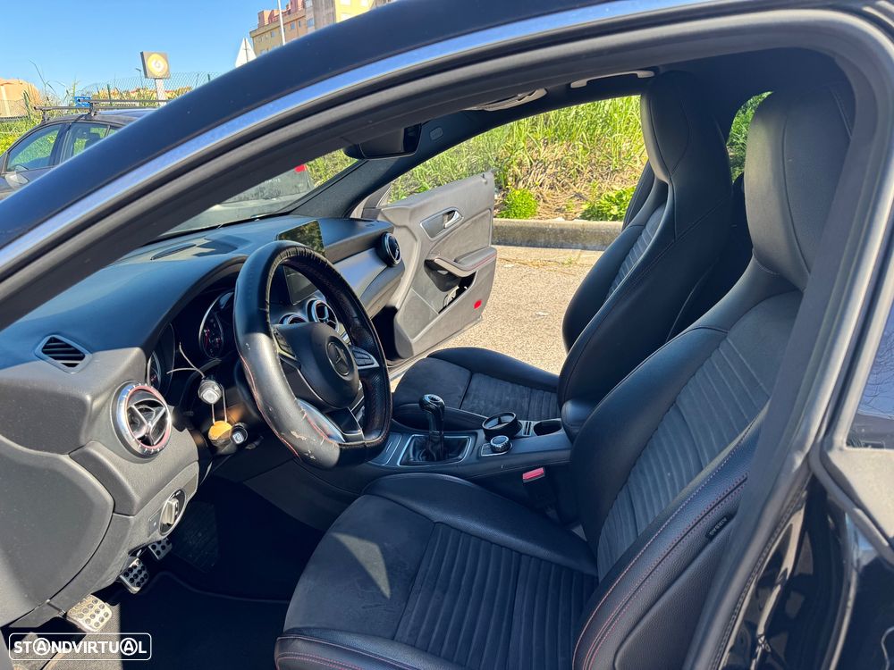 Mercedes-Benz CLA 180 - 16