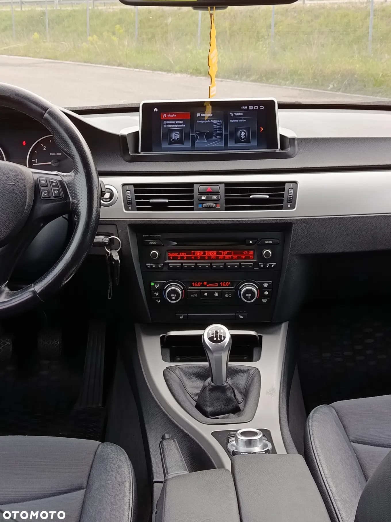 BMW Seria 3 318d - 13