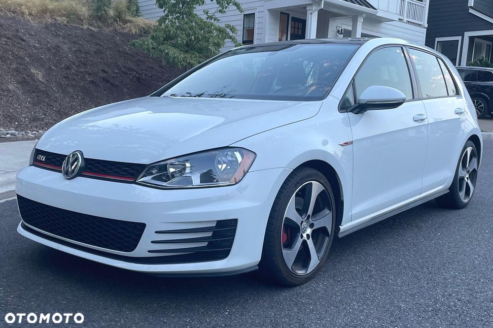 Volkswagen Golf 2.0 GTI DSG - 1