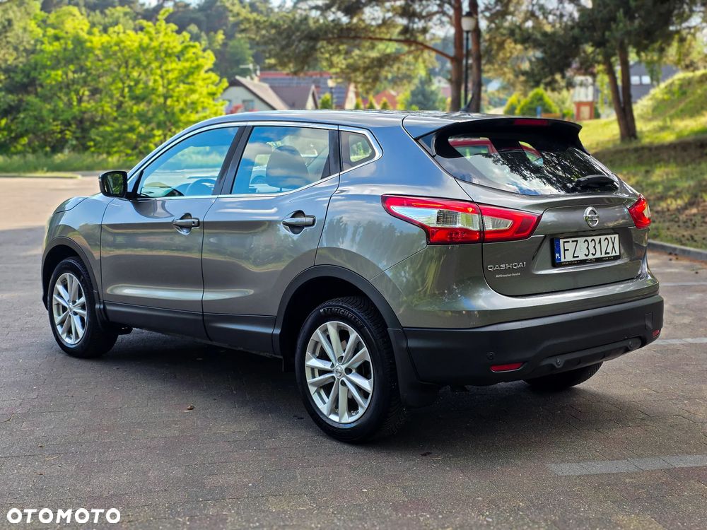 Nissan Qashqai 1.6 dCi 4 x 4 DPF acenta - 5