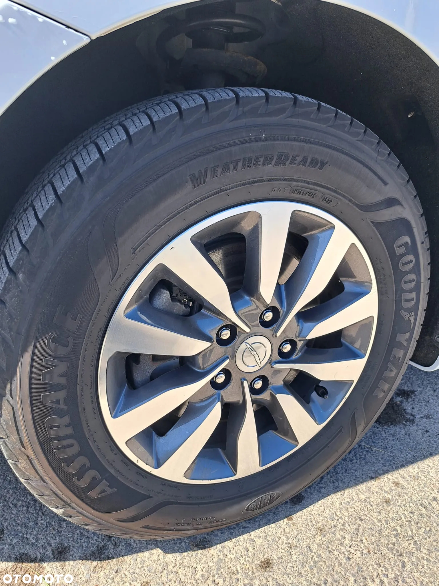 Chrysler Pacifica - 21
