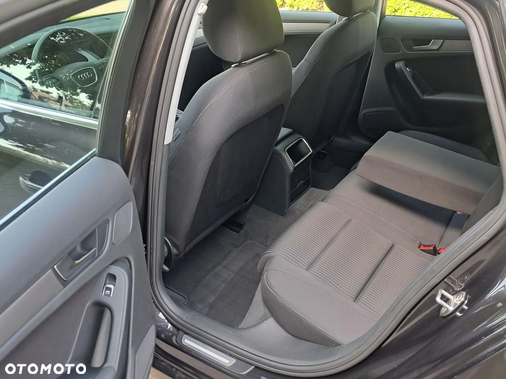 Audi A4 Limousine 2.0 TDI DPF Ambition - 18