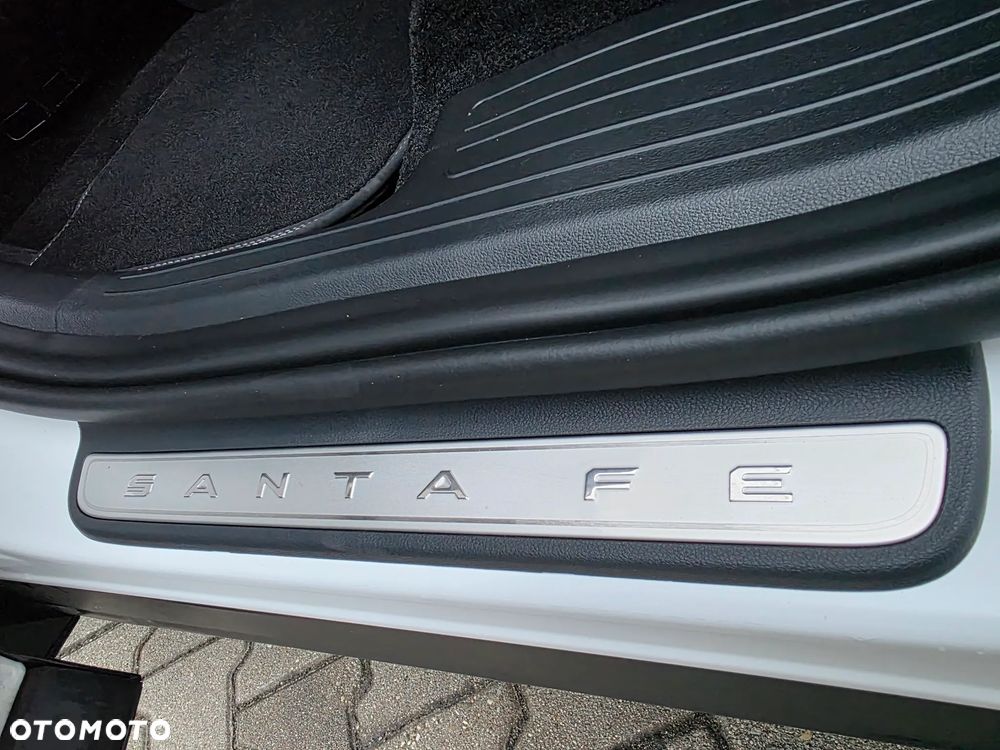 Hyundai Santa Fe 1.6 T-GDI PHEV Platinum 4WD 7os - 12