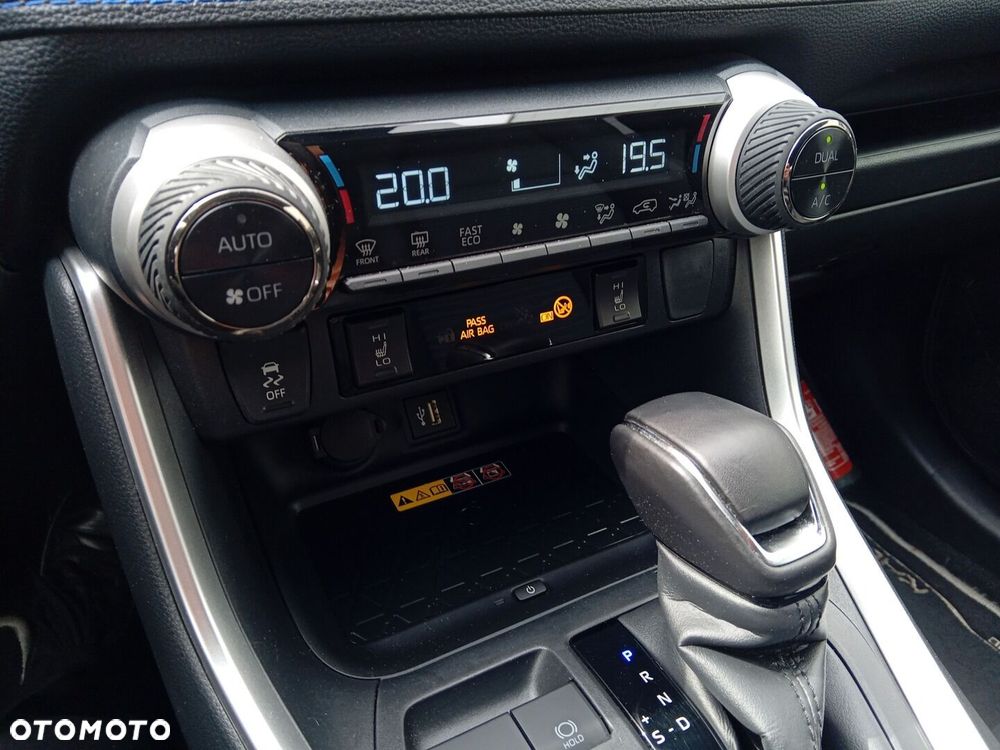 Toyota RAV4 - 17
