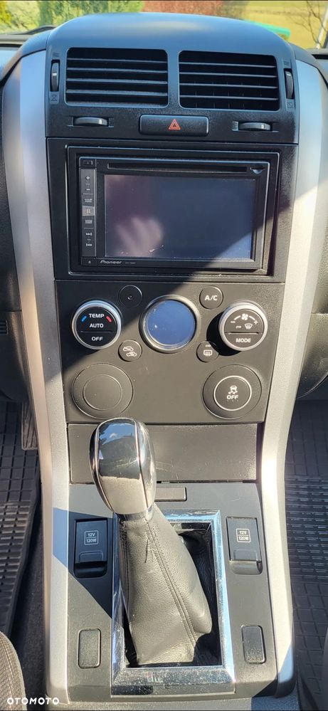 Suzuki Grand Vitara 1.6 Club - 8