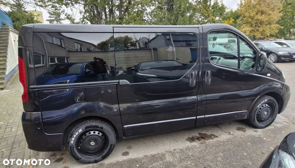 Renault Trafic 2007 photo 2