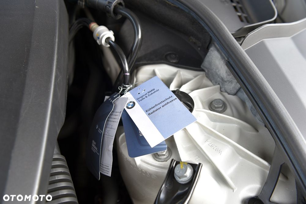 BMW Seria 5 520d - 33