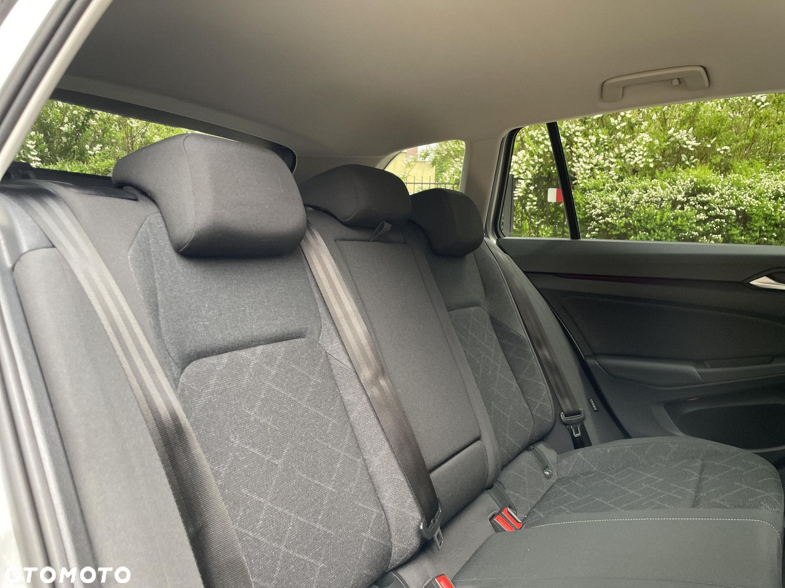 Volkswagen Golf VIII 2.0 TDI Life - 21