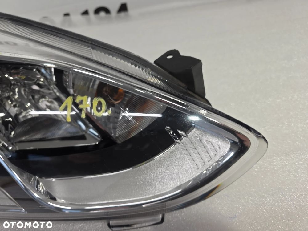 FORD FIESTA MK8 17- ACTIVE / ST-LINE / VIGNALE PRAWA ZWYKŁA LAMPA PRZEDNIA PRZÓD , NR H1BB-13W029-AD , NR AUKCJI LPP170 - 2