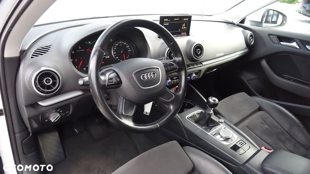 Audi A3 Sportback - 5