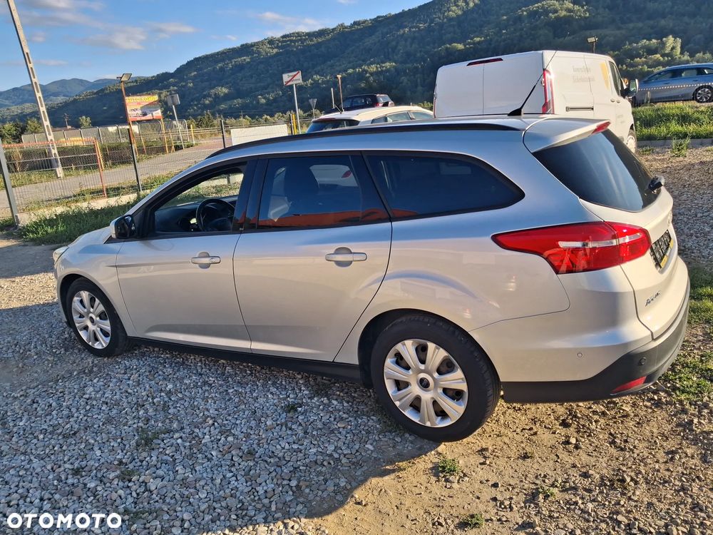 Ford Focus 1.5 TDCi DPF Start-Stopp-System Trend - 6