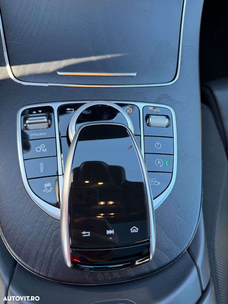 Mercedes-Benz E 43 AMG 4Matic 9G-TRONIC - 11