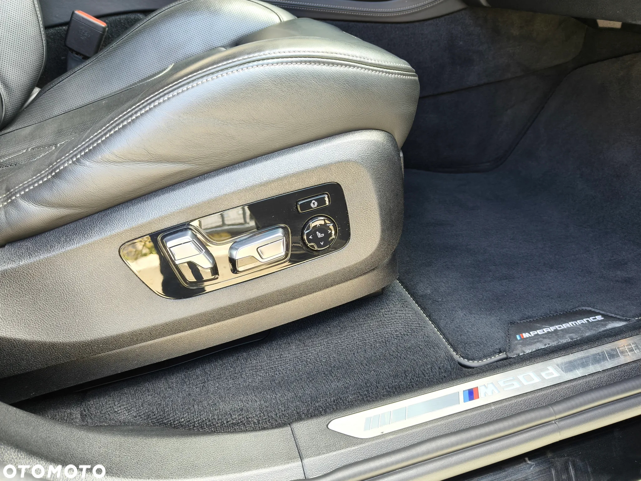 BMW X5 M M50d - 38