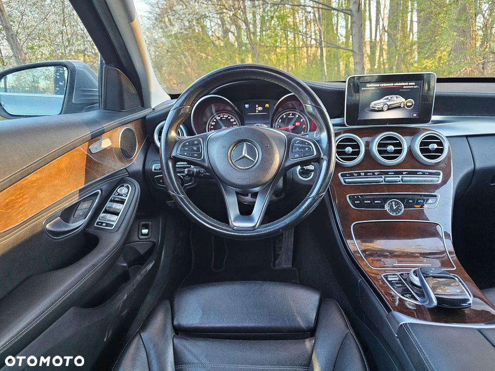 Mercedes-Benz Klasa C 180 7G-TRONIC - 17