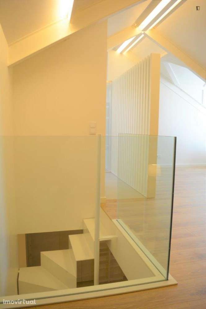 Quarto - localizado em Carnide Lisbon - Grande imagem: 4/17