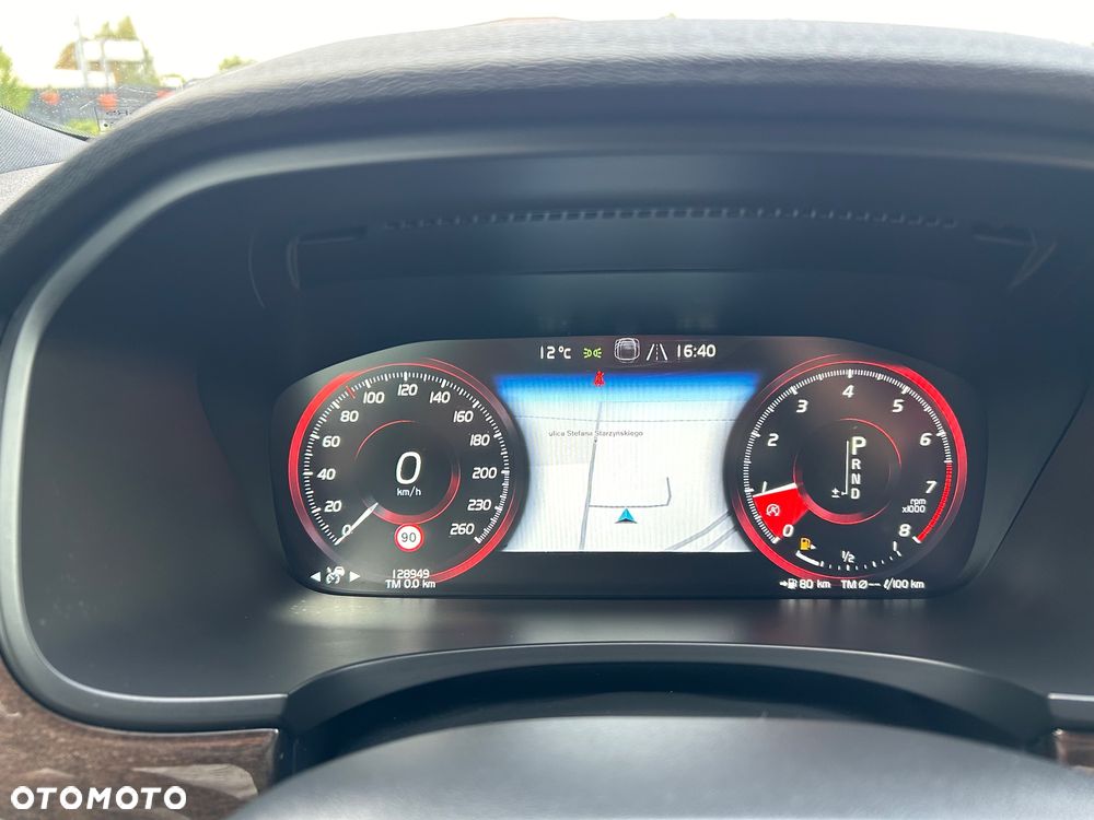 Volvo S90 - 11