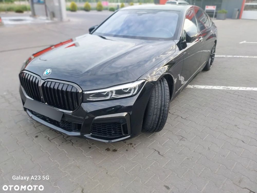 BMW Seria 7 750i xDrive sport - 2