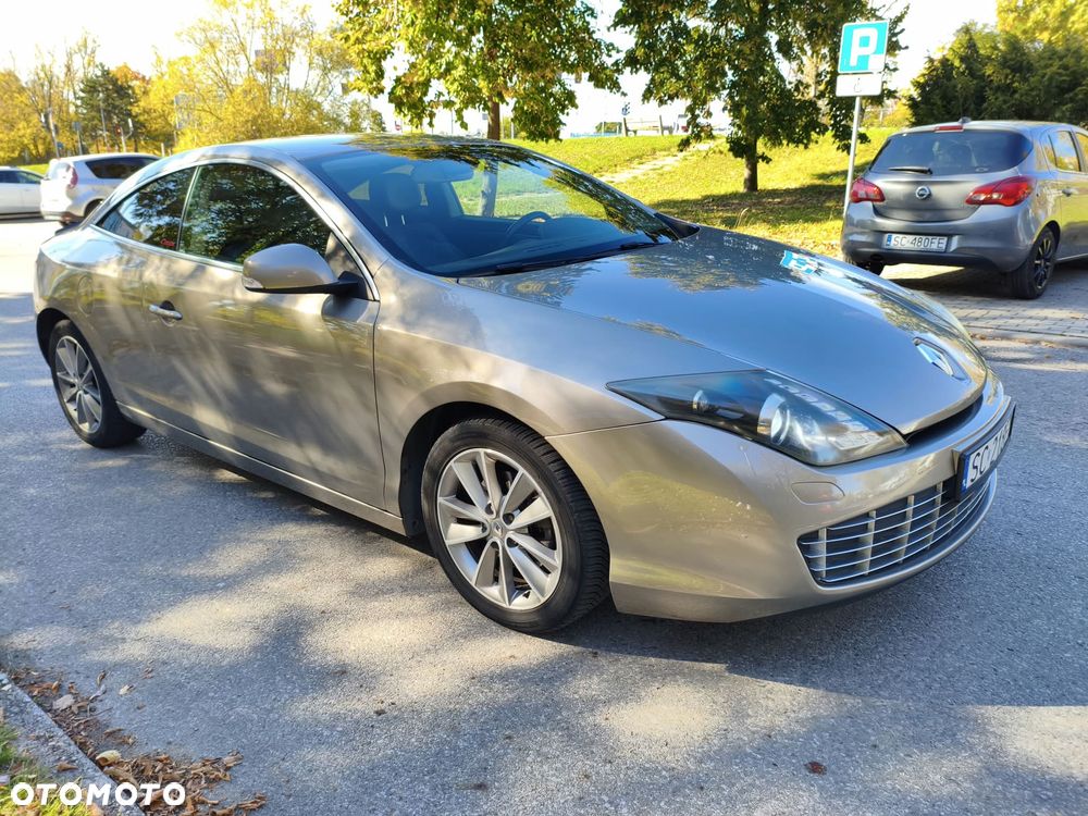 Renault Laguna 2012 photo 3