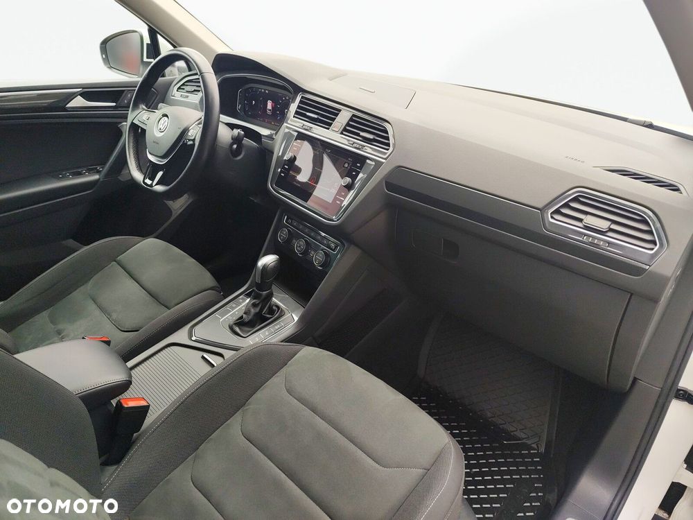 Volkswagen Tiguan - 21
