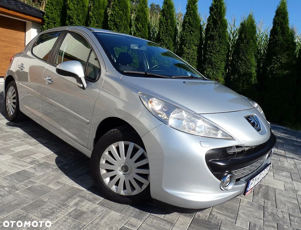 Peugeot 207 1.6 Trendy - 32