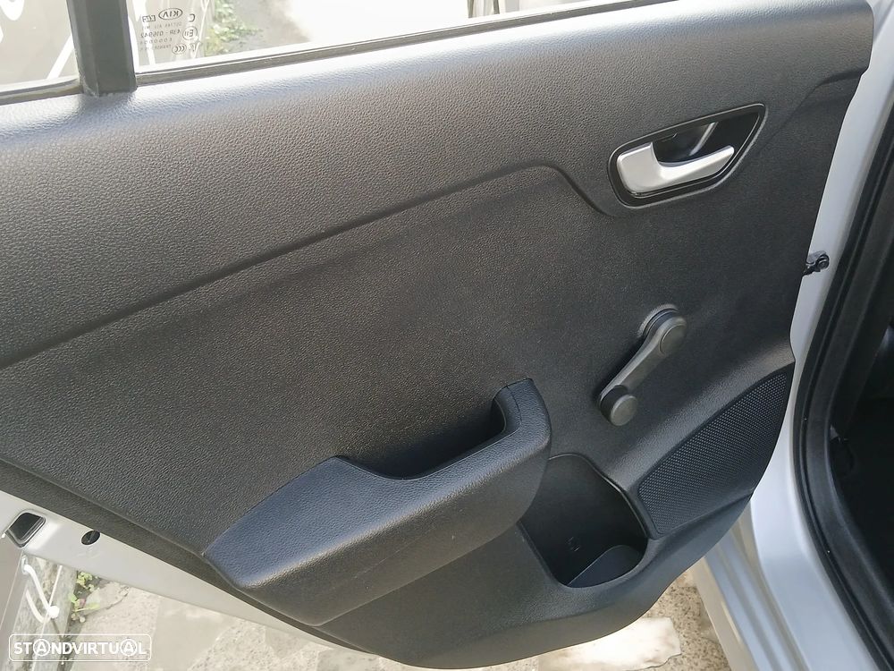 Kia Rio 1.2 CVVT SX - 24