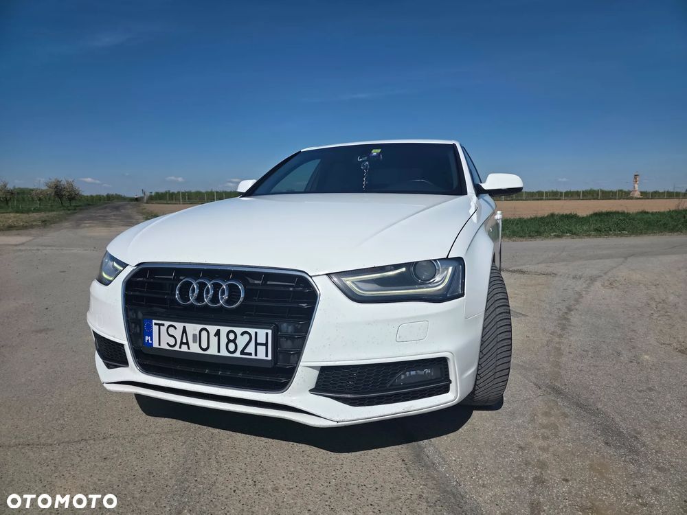 Audi A4 Limousine 2.0 TDI DPF clean diesel multitronic S line Sportpaket - 2